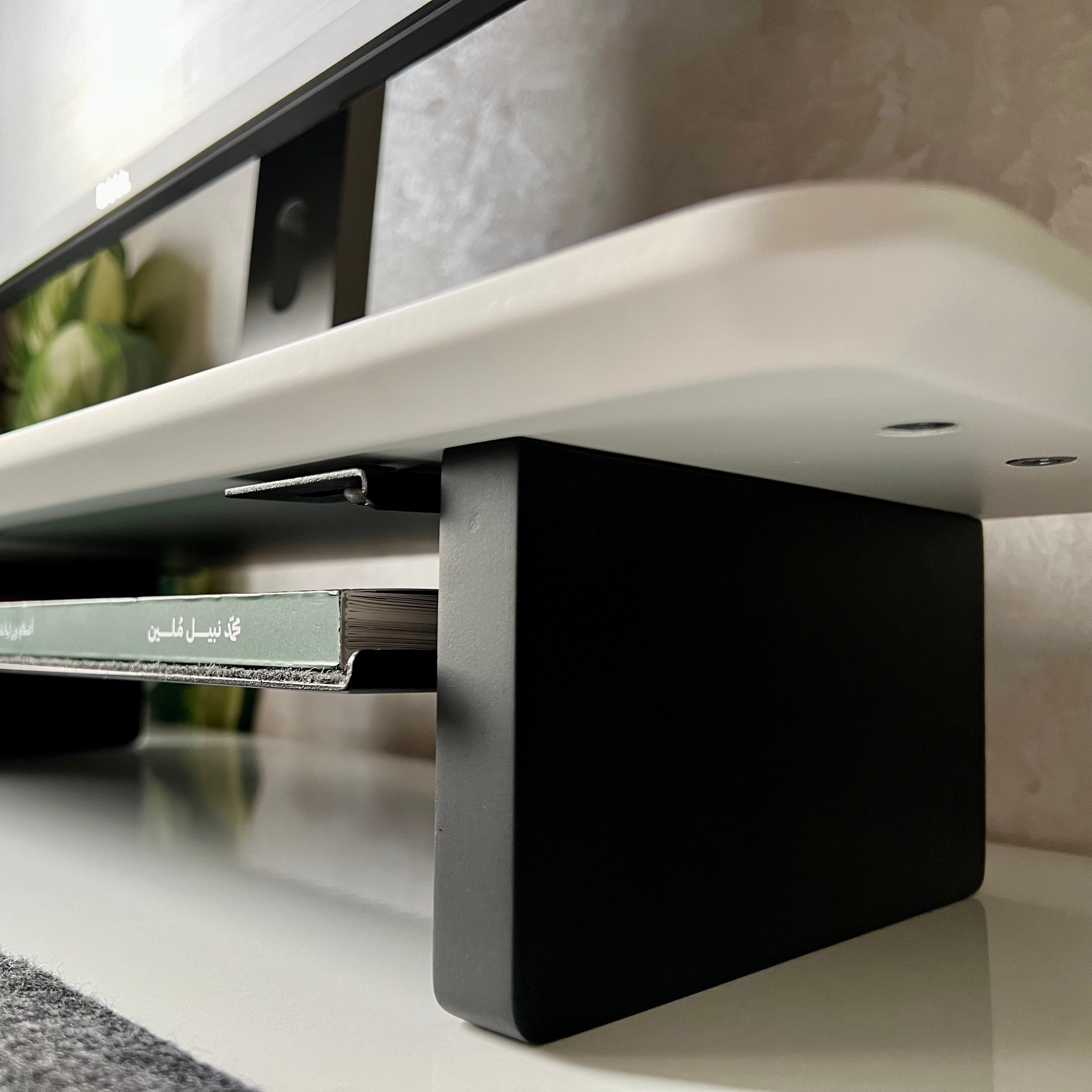 Desk Shelf Medium - Matte