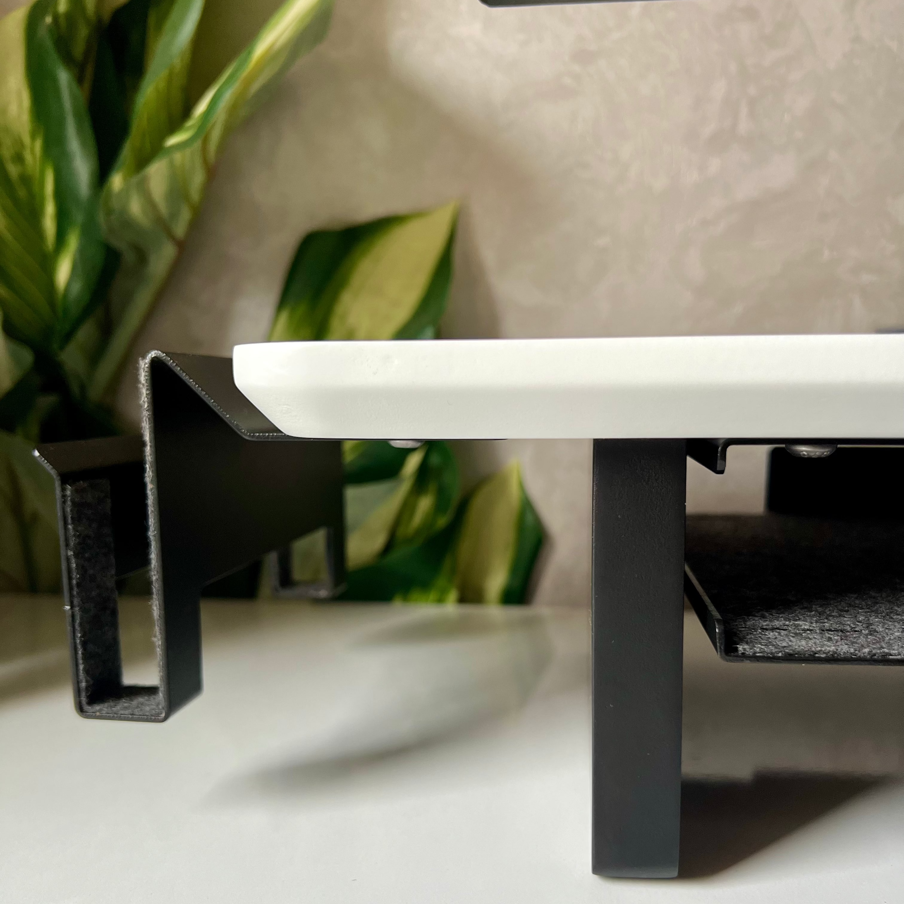 Desk Shelf Small - Matte