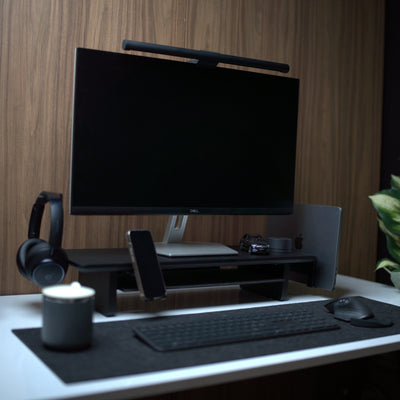 Matte black Desk Shelf S with the complete GOMYART setup